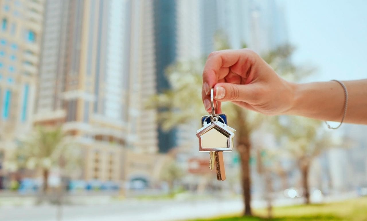 Minimum income to buy property in Dubai