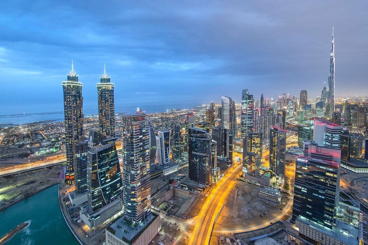 Faszination Dubai: Leben, Arbeiten und Investieren